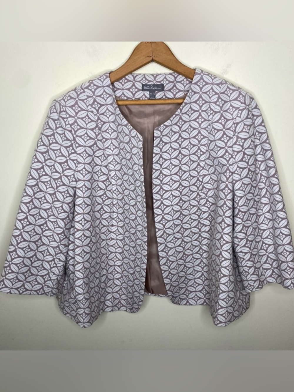 Ulla Popken Size 18 Geometric Patterned Cream and Grayish Brown Open Blazer
